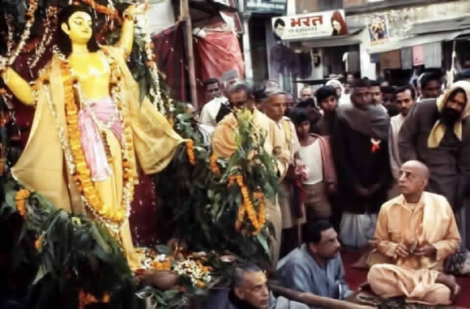 Meditating on Lord Caitanya